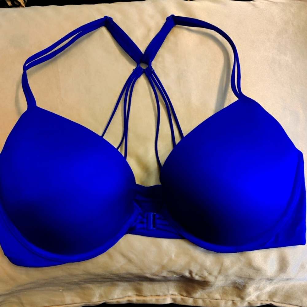Victoria's Secret Very Sexy Push Up 36D